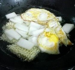冬瓜鸡蛋汤面 冬瓜鸡蛋汤面的做法,如何做,冬瓜鸡蛋汤面怎么做好吃详细步骤图解 精品主食